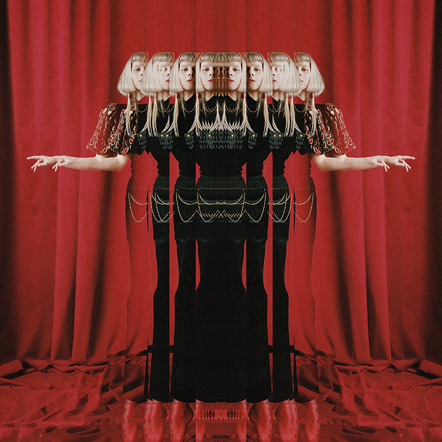 AURORA : The gods we can touch aurora_thegods-1